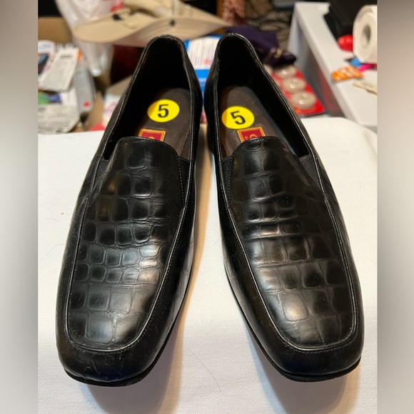 Cole Haan loafers - Picture 2 of 3